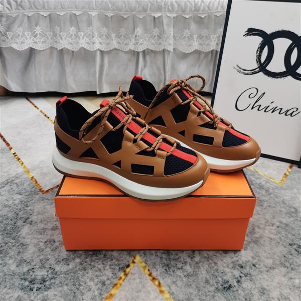 2025112815400694 330